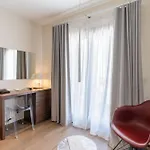 Quaint Boutique 2*