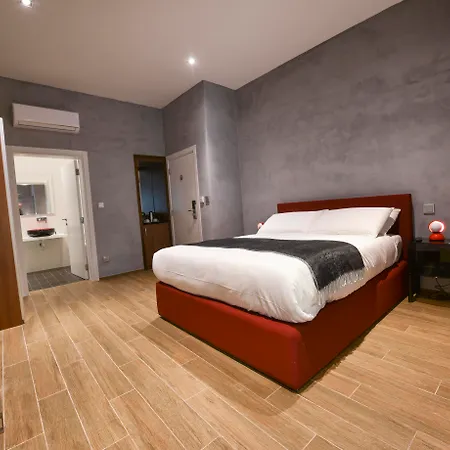 Quaint Boutique 3*