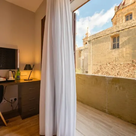 Quaint Boutique מלון 3*