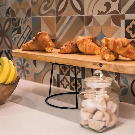 מלון Quaint Boutique 3*